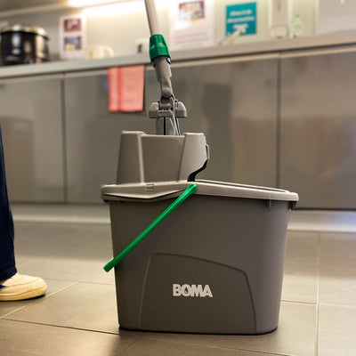 Strizzo - Système de mop à presse - Starterkit Mop & Manche