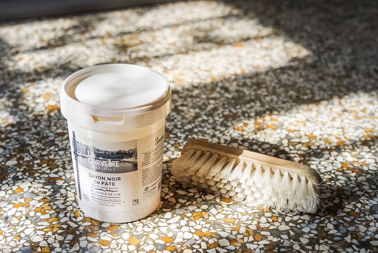 Savon Noir en Pâte à l'huile de lin - La Corvette